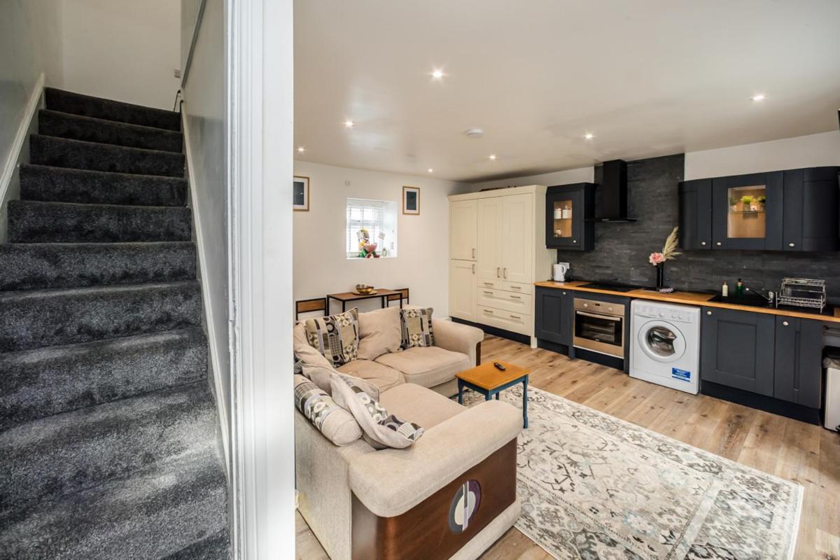 The Cosey Tucked-Away Cottage 2 Or 3 Bedroom Options Huddersfield Habitación foto